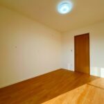 中央洋室　別角度です。