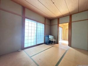 【1階6帖和室】