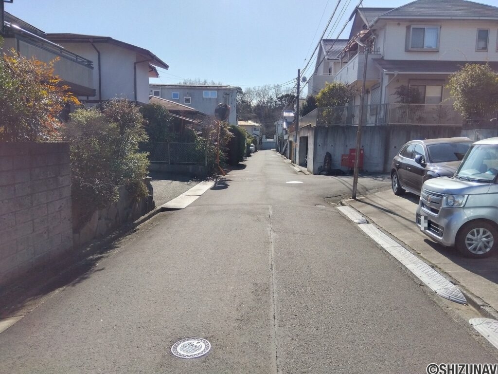 函南町柏谷　ハイム中古住宅　前面道路