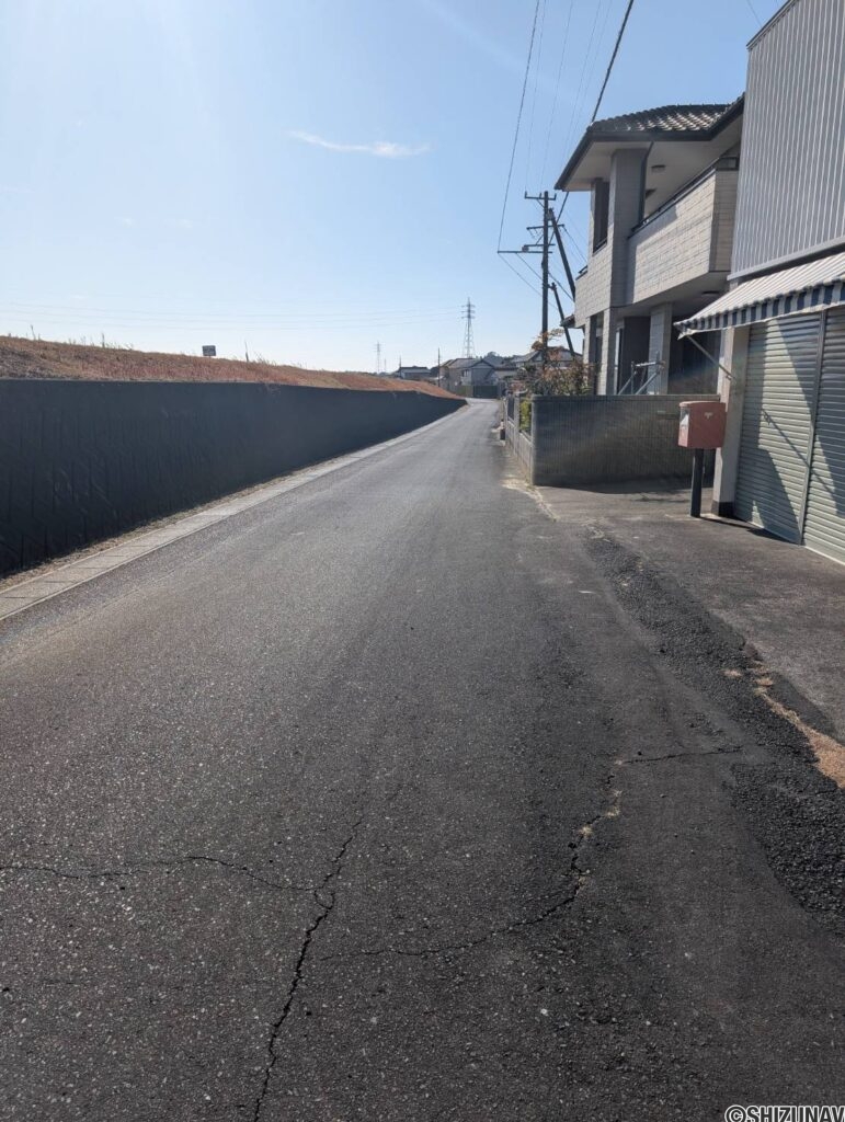 菊川市下内田　中古住宅の画像