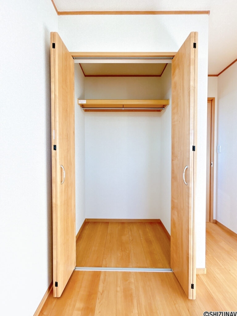 【3階洋室5.5帖収納】