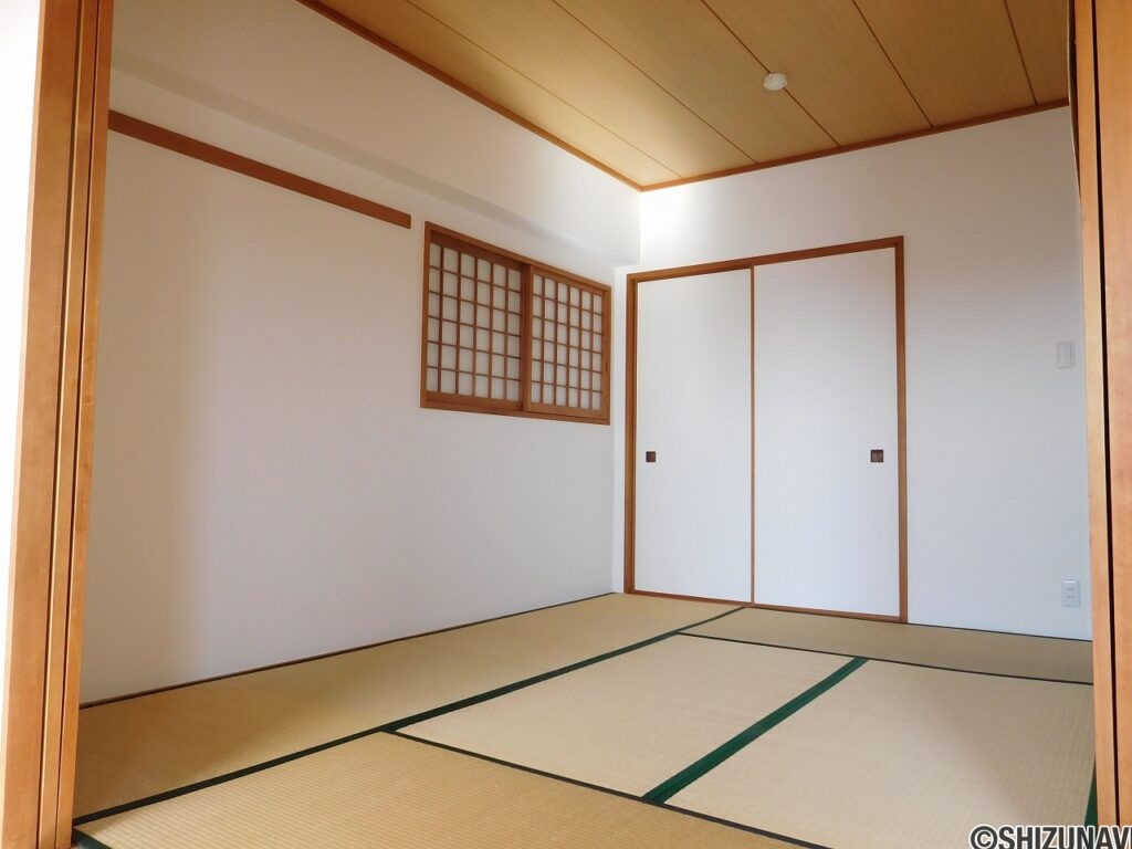 ナイスアーバン富士東館301