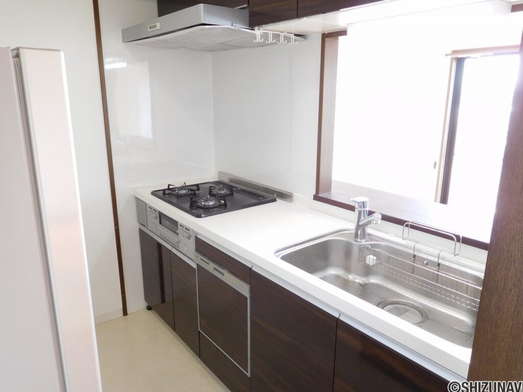 ナイスアーバン富士東館301