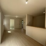 リビングの写真です。キッチンを含めて15.0帖となっています。