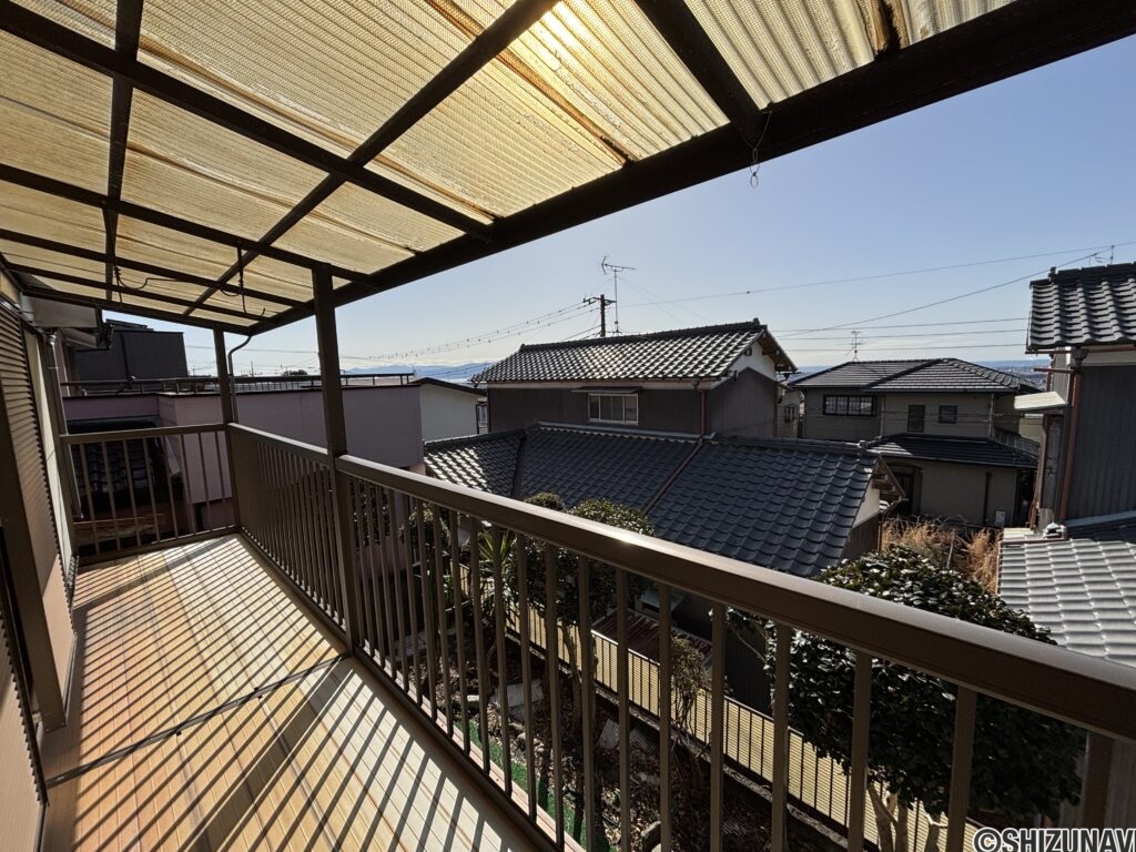 大淵戸建て　バルコニー