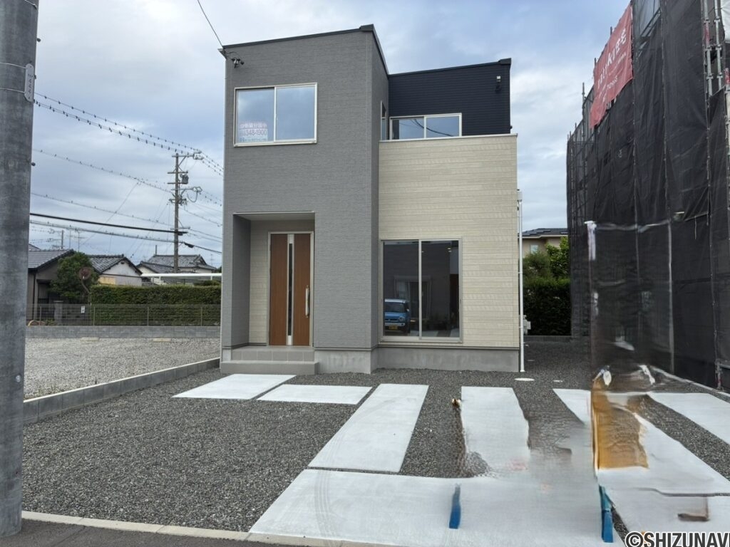 【５号棟】外観