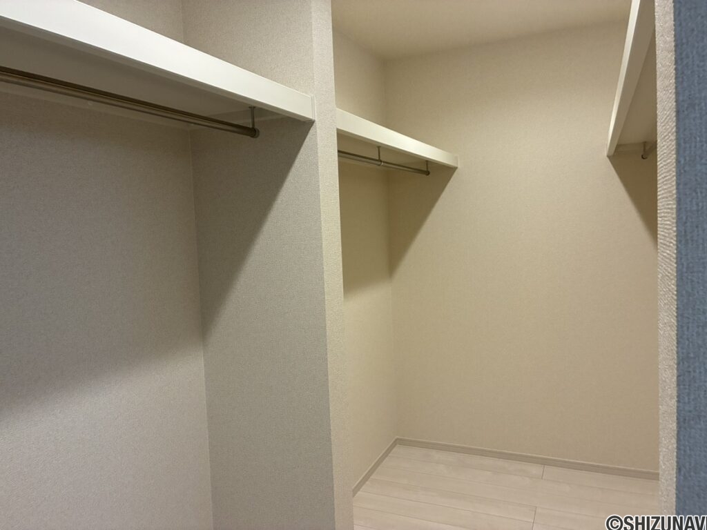 【１号棟】２階ウォークインクローゼット