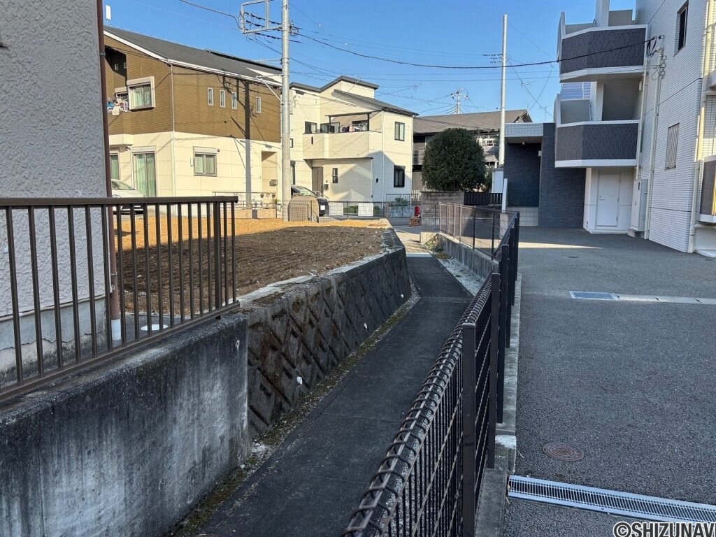 裾野市二ツ屋　売り土地