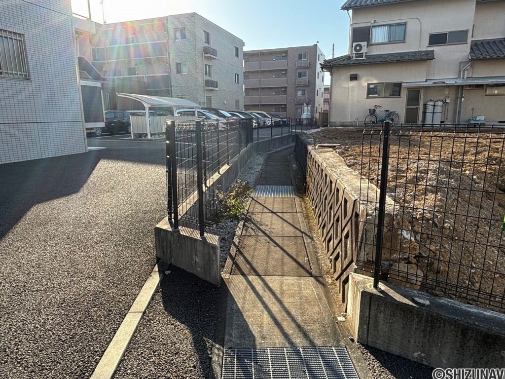 裾野市二ツ屋　売り土地