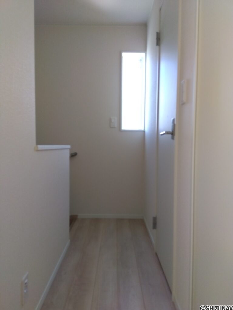 3号棟 2階廊下の写真です。