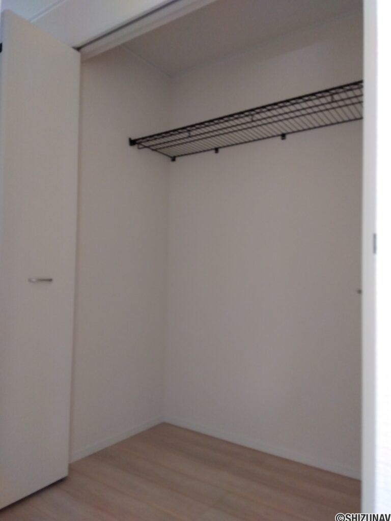 3号棟 廊下クローゼットの写真です。