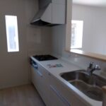 4号棟 1階キッチンの写真です。