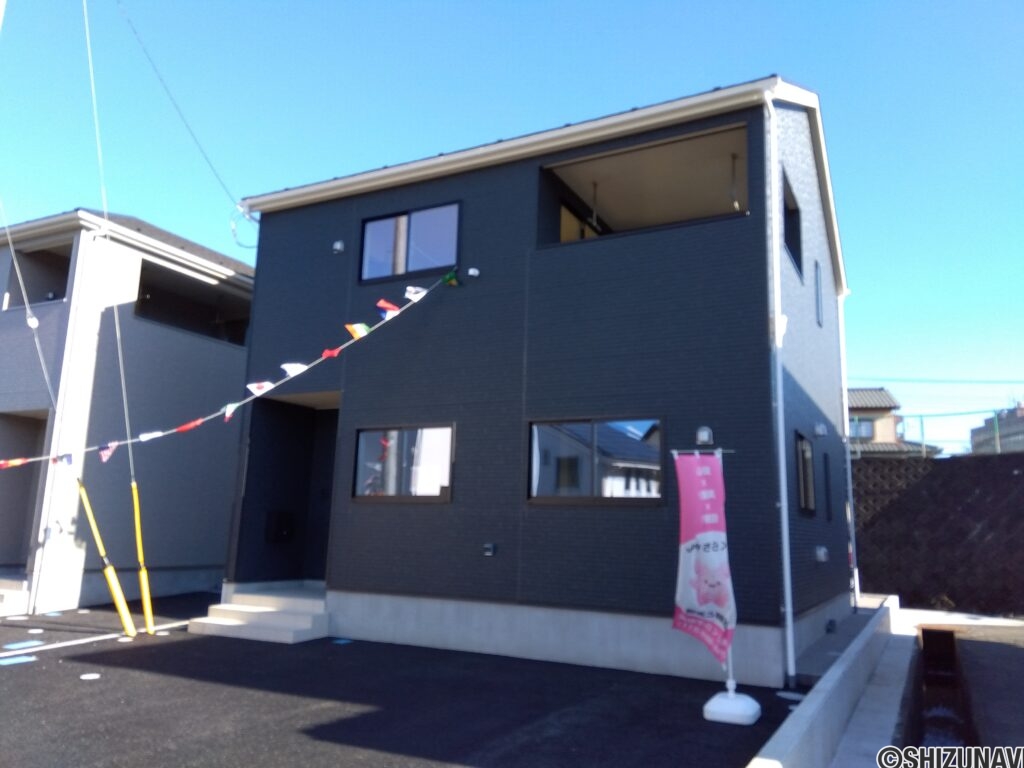 5号棟 南西側からの写真です。