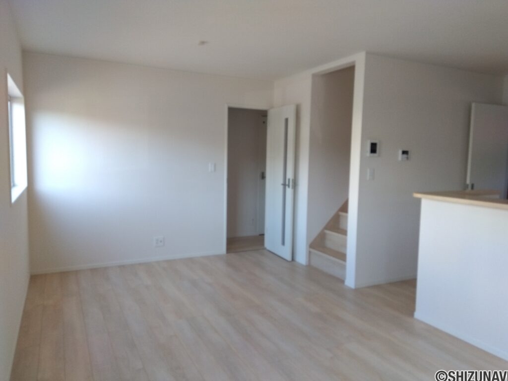 5号棟 1階リビングの写真です。