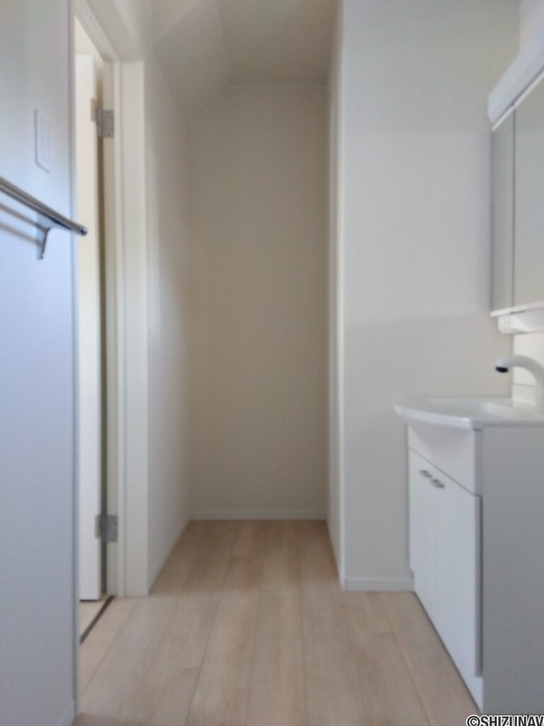 5号棟 1階洗面所の写真です。