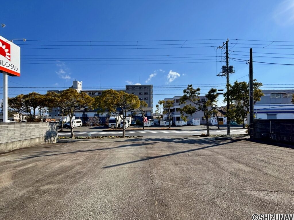 沼津市新沢田町　RC3階建の画像