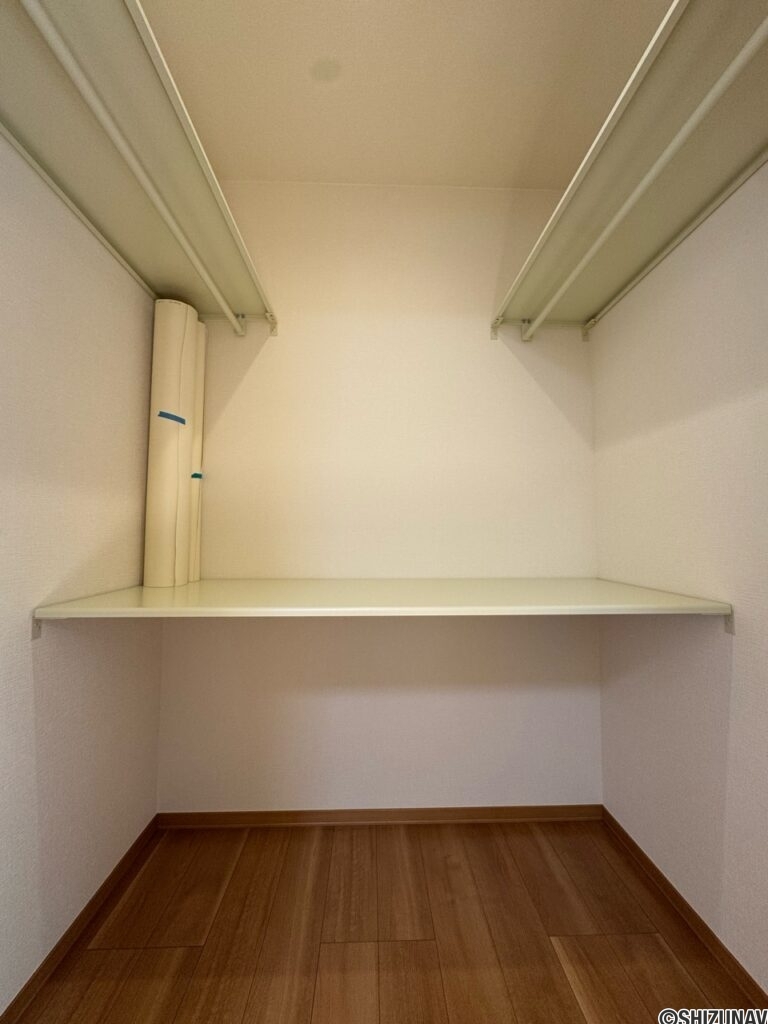1階洋室内ウォークインクローゼット