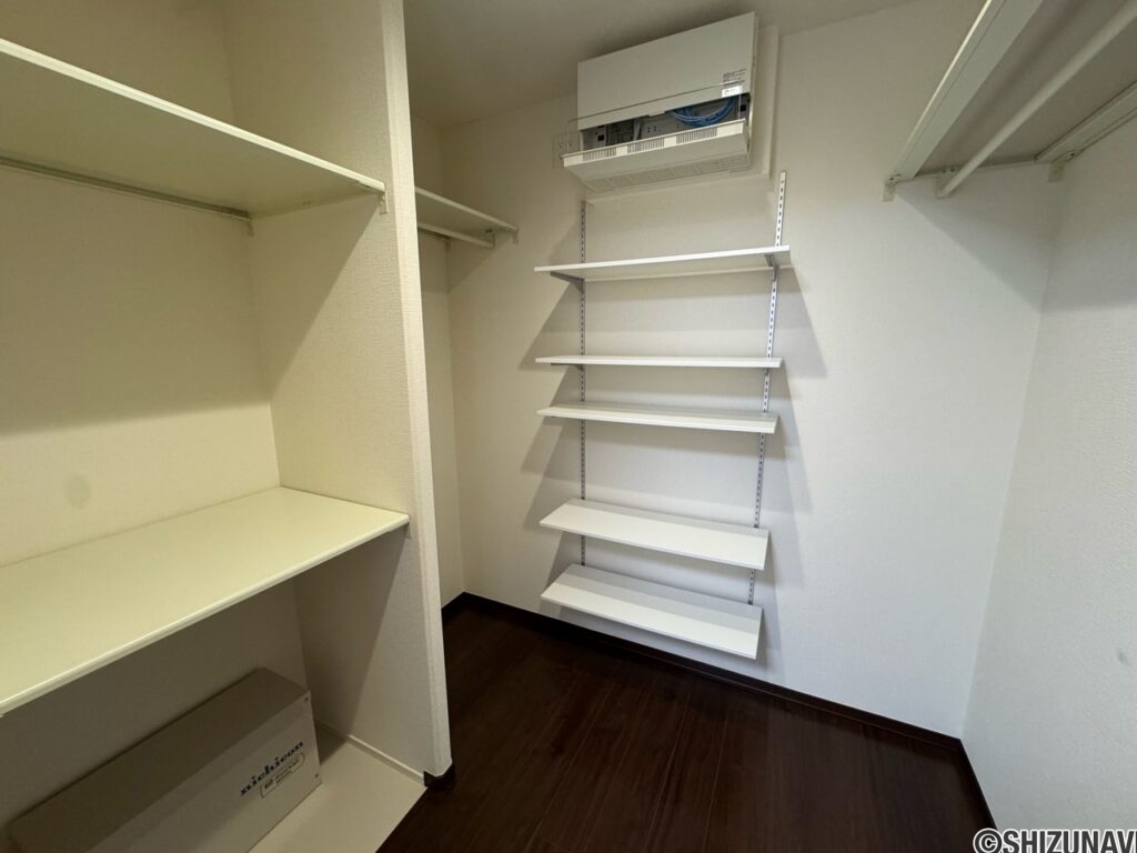 ウォークインクローゼット