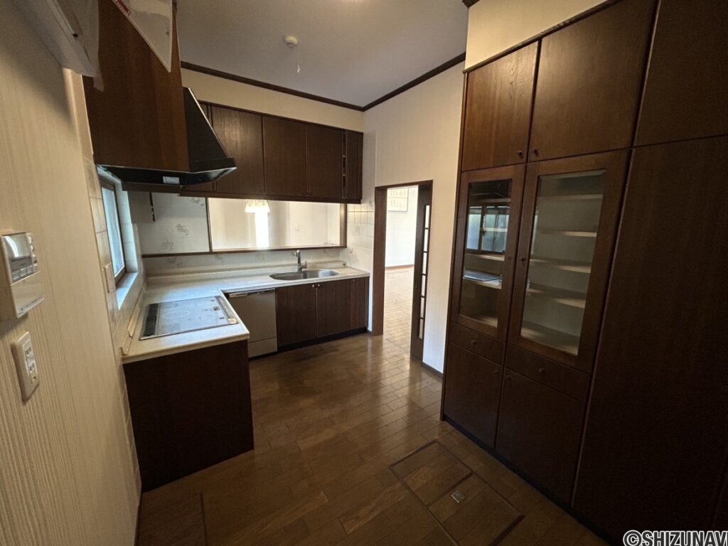 1階 キッチンの写真です。