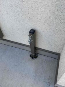 外水栓がありますので、花壇の水やりや、洗車も可能です。