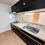 人気の対面キッチンで家族の会話も弾みます。