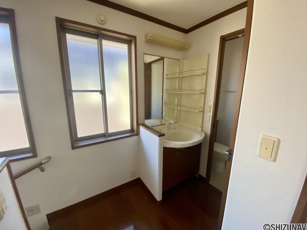 静岡市清水区折戸　セキスイハイム　中古住宅