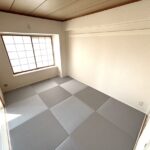 リビング横の和室のお写真です。