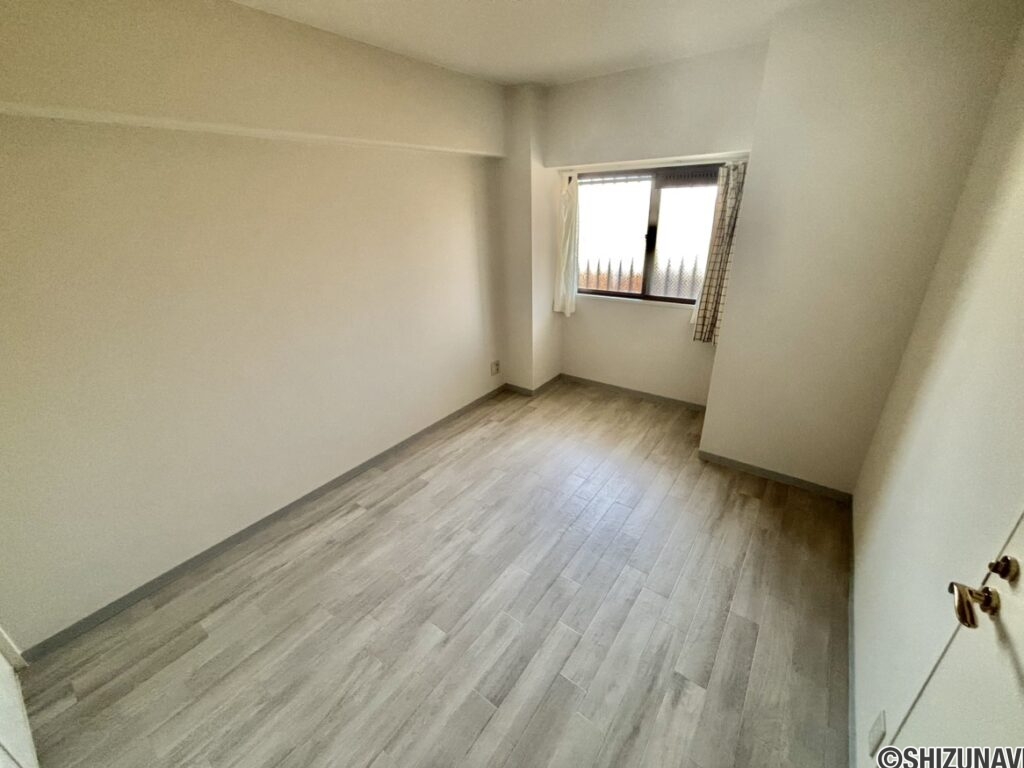 洋室（２）のお写真です。