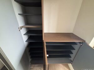 玄関収納です。収納力があるので玄関がきれいに保つことができます。