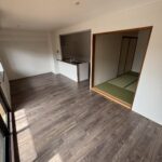 リビングのお写真です。11.4帖の広さです。