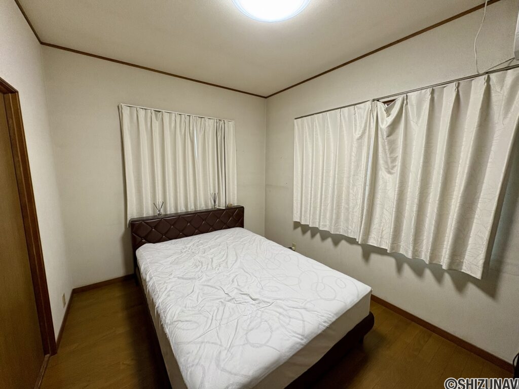 2階の寝室です。