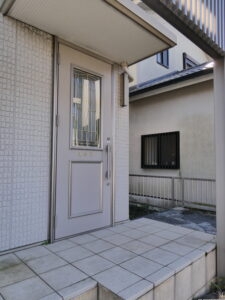 店舗・事務所玄関外