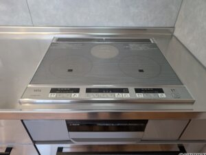 ３口のIHコンロ