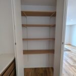 ダイニングは収納付き