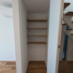 リビングは収納付き