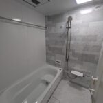 乾燥機付きの浴室