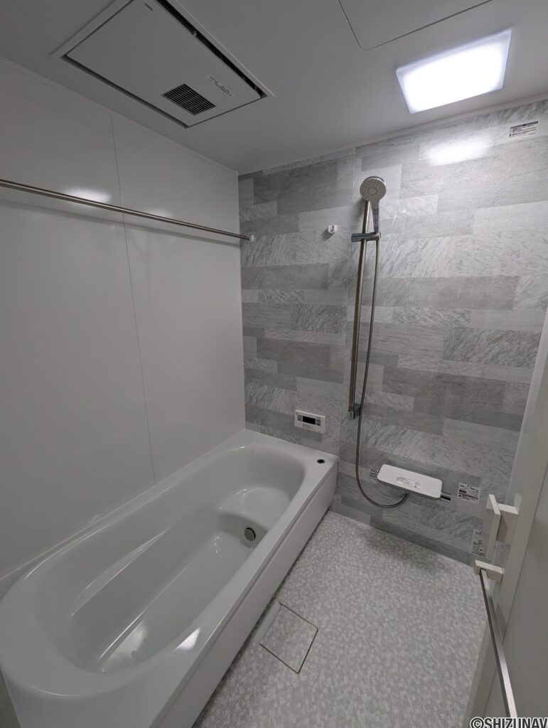 乾燥機付きの浴室