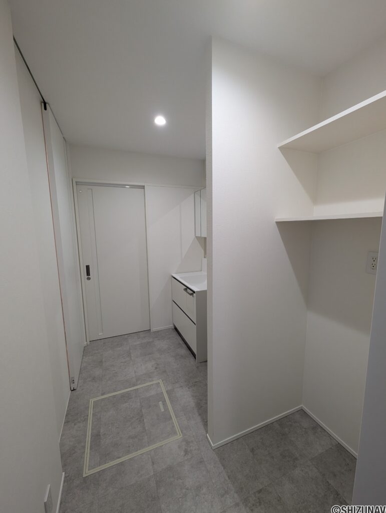 別角度からの洗面所