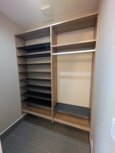 シューズクロークを完備