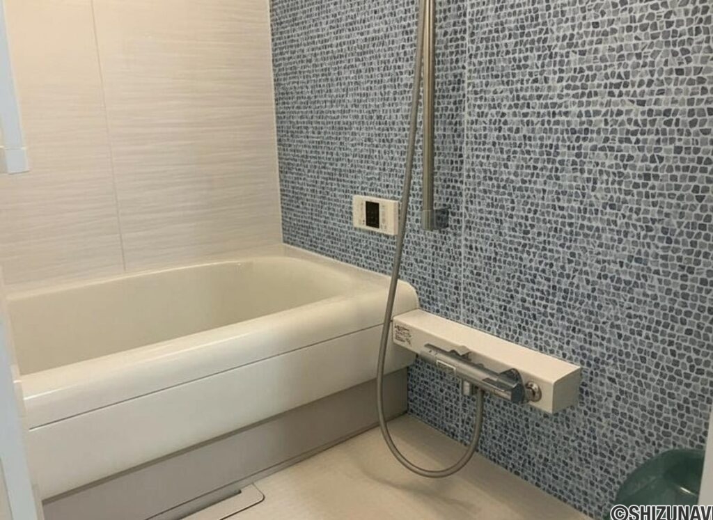 浴室はリフォームを実施しており清潔感のある仕様となっております。