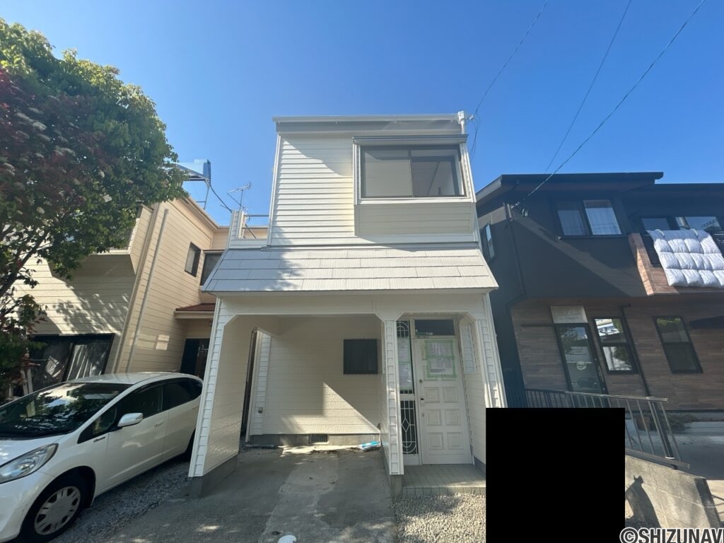 【駐車場】（4/18撮影）軽自動車1台駐車可能です。