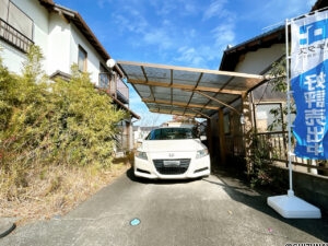 カチタス　細江　駐車場