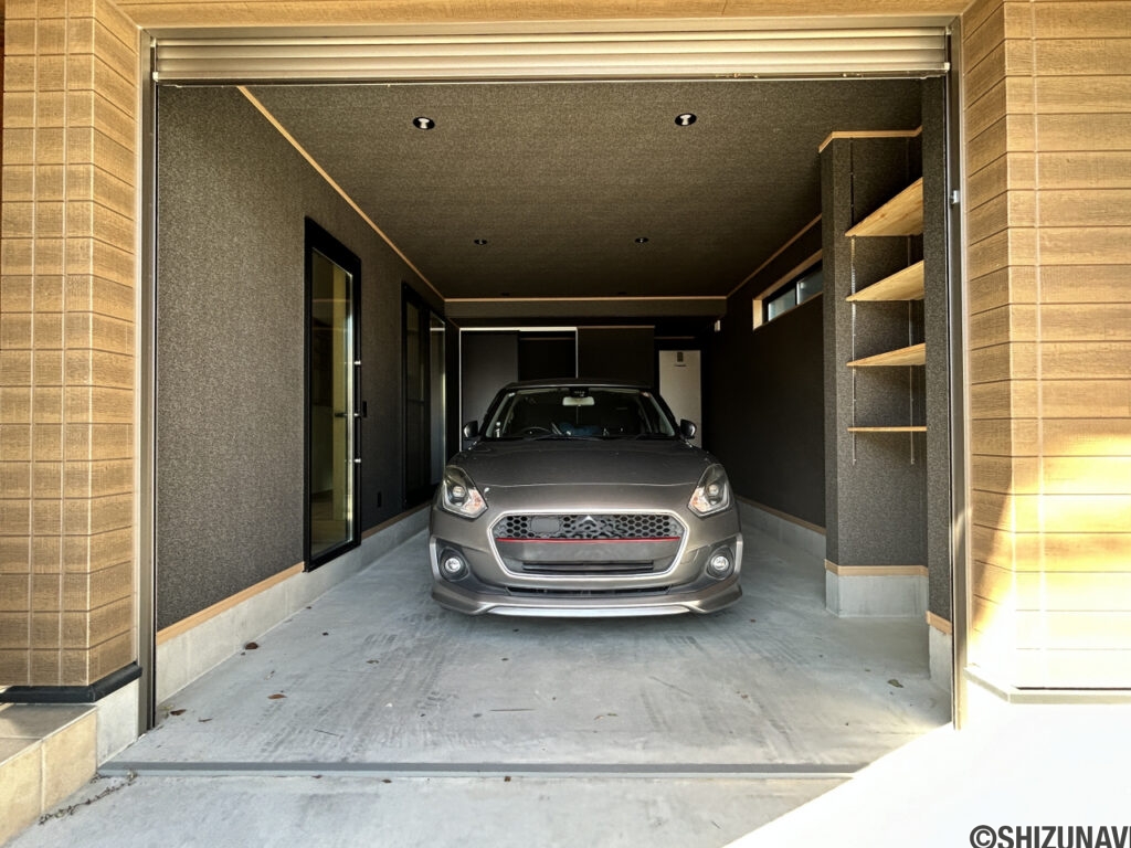 【ガレージ】
