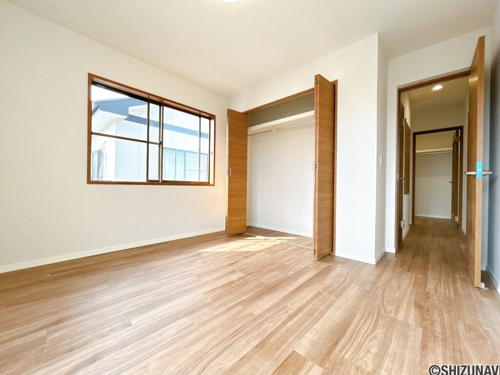 【リフォーム中/2階和室→洋室】元々は和室ですが、畳を撤去して洋室に変更いたします。
