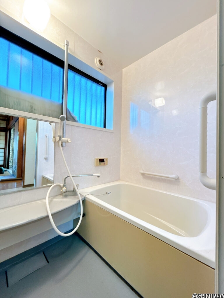 【浴室】