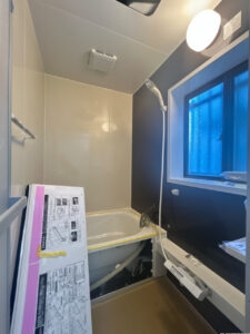 【リフォーム中/浴室】（4/18撮影）浴室は、新品ハウステック製1200mm×1600ｍｍタイプを設置予定です。