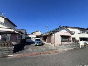 焼津市三ケ名　中古住宅　の物件画像