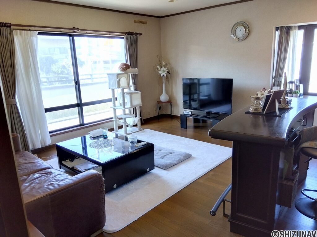 函南町柏谷　ハイム中古住宅　内観