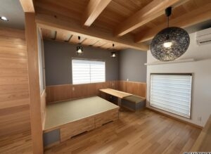 【ダイニング】