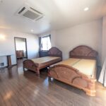 ラウンジ横に寝室16.6帖があります。